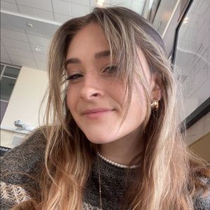 Meet your Posher, Addison